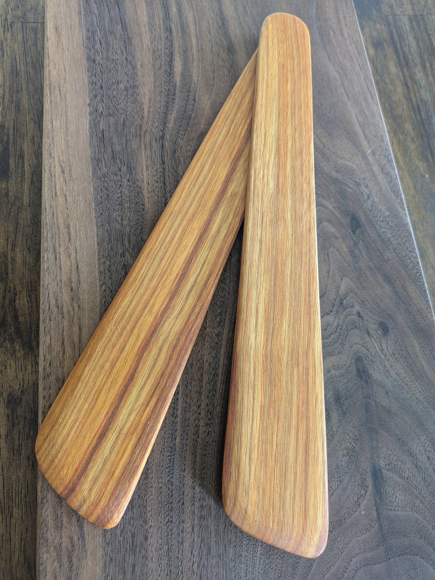 Canary handmade spatula
